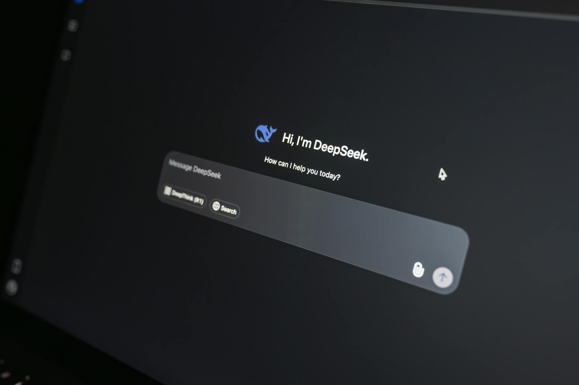 Guía Paso a Paso: Desarrolla un Asistente Digital Personalizado para PYMES Venezolanas que Integra Múltiples APIs de IA para Análisis de Clientes y Recomendaciones Estratégicas